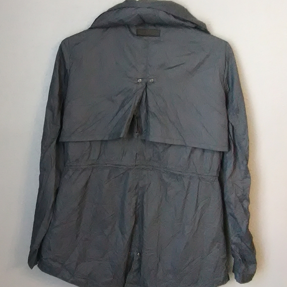 ⏳ Calvin Klein Lightweight Jacket Medium - Picture 2 of 5
